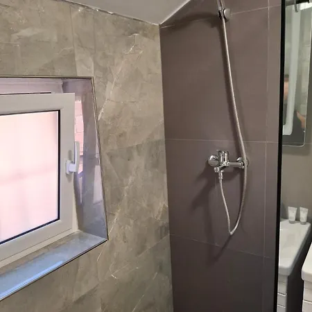 Apartman New Fabulous Attic - Modern And Stylish *